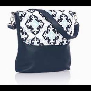 Navy Studio Thirty One Modern Bag